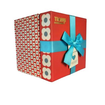 China Beautifully Customizable Premium Recyclable Chinese Manufacturer Gift Box With Bow Ribbon for sale