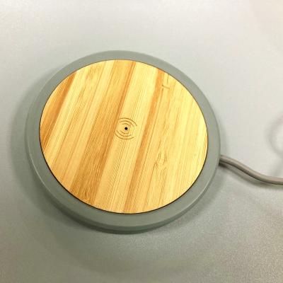 China Mobile Phone 10W Wireless Charging Station Viable Bamboo Wireless Charger Station For Brand Promotion for sale