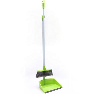 China Home Lobby Dustpan Set Broom and Dustpan Wisp Standing Dustpan Dustpan Brush for sale