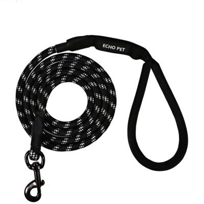 China Reflective Soft Foam Loop Handle Swivel For Dog Rope Leash With Highly Reflective Wires for sale