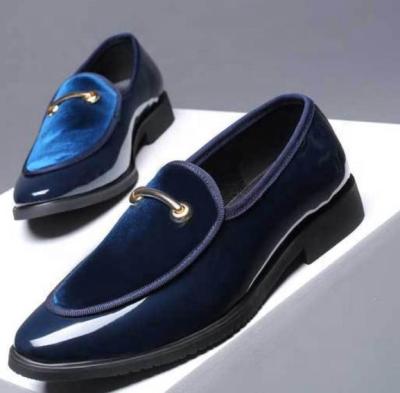 China 2019 Newest Style Hot Selling Durable Men Casual Shoes Slip On Flats Men Shoes Velvet Loafers PU Leather for sale