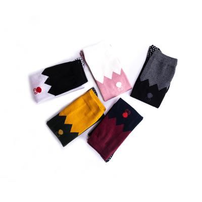 China Best Hot Selling Wholesale Women's Non-slip Yoga Calf Socks Indoor&Outdoor Single Floor Cotton Fall/Winter Silicone Socks for sale