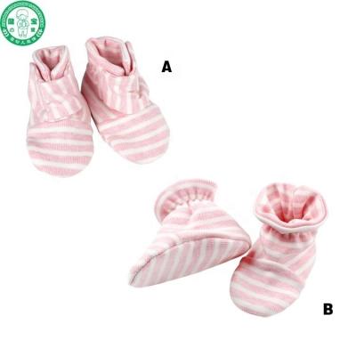 China Size Increasing Baby Knitted Baby Shoes Newborn Striped Cotton Fabric Booties Toddler Walkers Kids OEM/ODM Factory First for sale