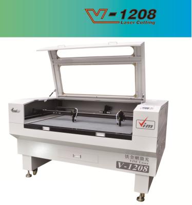 China Garment Machinery Double Head Laser Cutting Machine for sale