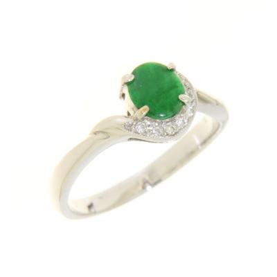 China CLASSIC Modern Designs Round Natural Jade Diamond Surround Stone 18k Gold Ring for sale