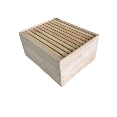 Chine Factory wooden bee hives super box hive Pine 10 Frame Bee Box Fir deep box à vendre