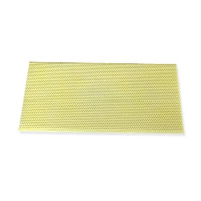 China 2020 Hot Selling Beekeeping Tools Plastic Foundation for Bees Yellow Plastic Comb zu verkaufen