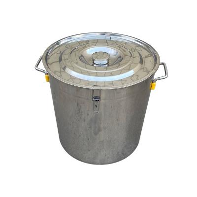 China Stainless steel 50L honey bucket beekeeping tools, large capacity honey capacity equipment for sale