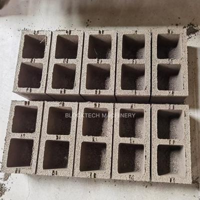 China Hotels laying concrete block machine used BLOCKTECH QTM6-30 cement brick block making machine price italy for sale