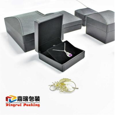 China Custom Jewelry Boxes Luxury Black PU LED Leatherette Jewelry Box / Gift Box For Ring for sale