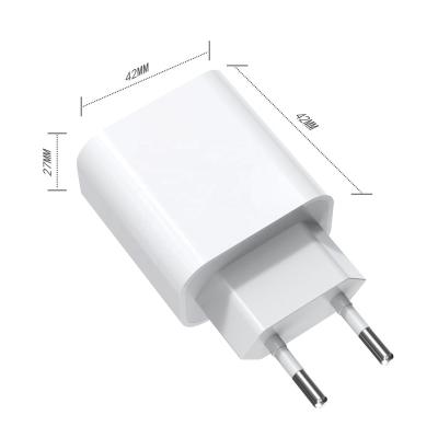 China UniversalÂ   2022 New TYPE C+QC3.0 Design 20W PD Fast Charger High Quality For Mobile Phone for sale