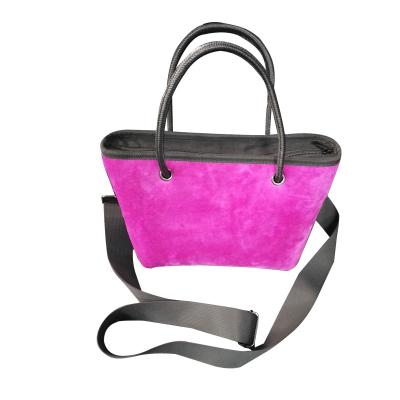 China Waterproof Neoprene Handbag Customized Shoulder Bag For Winter for sale