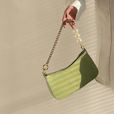 China Ladie's Fashion Vintage Half Moon Bag Alligator Shoulder Leather Phone Purse Waterproof for sale