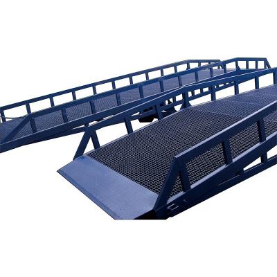 China Loading 6ton 8ton 10 Ton Hydraulic Manual Container Dock Levelers for sale