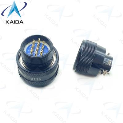 Cina Y11X Series Black Anodized Aluminum Solder Circular Electrical Connector Plug Y11X-1210TK2 in vendita