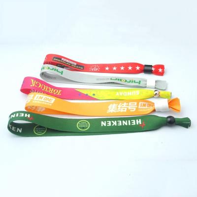 China Promotion/advertising/colorful sublimation OEM design woven fabric wristbands gift/decoration heat transfer with one time closure for sale