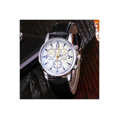 China Famous brand niche quartz watch small three-hand quartz watch high quality light luxury wild watch for sale