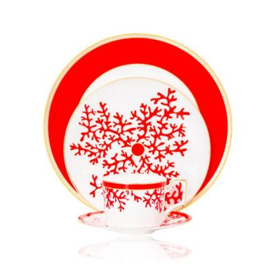 China Hot Last Design Red Bone China Dinner Set Christmas Dinnerware Sets Hot Sustainable New for sale