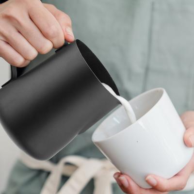 China Viable Coffee Makers Garland Latte Art Espresso Steaming Pitcher Black Milk Frother Cup Coffee Tea Sets for sale