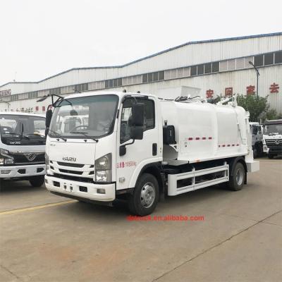 China Hotels ISUZU 4X2 8000liters food waste disposal garbage truck for sale for sale