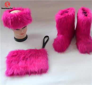 China CUSHIONING Latest Design Winter Ladies Character Boots Faux Fox Fur Booties For Women Outdoor Home Shoes for sale