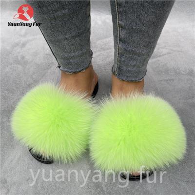 China CUSHIONING 2021 Hot Wholesale Fashionable Outdoor Fluffy Women's Real Fur Sandals Summer Sale Real Fur Slippers for sale