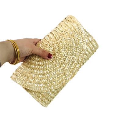 China Wheat Straw Handbag Straw Clutch Handmade Vintage Natural Wheat Wallet Envelope Purse Woven Handbag Fashion Summer Beach Bag for sale