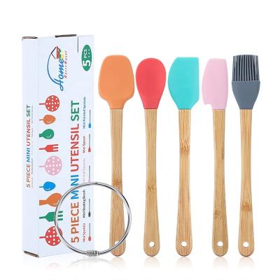 China 5 Pieces Mini Rubber Spatula Wooden Handle Viable Heat Resistant Silicone Spatula Set Nonstick Kitchen Utensils for Cooking Baking for sale