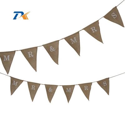 China Eco-Friendly Mr. and Mrs. Burlap Banner Photography Props Wedding Garland Rustic Wedding Decoration Centerpieces for sale