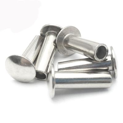 中国 Bright SUS304 / SUS316 Stainless Steel Flat Head Rivet GB871 販売のため