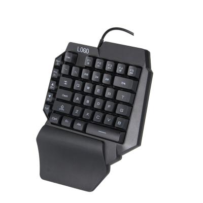 China Plug and Play Single Hand Gaming Keyboard, Mechanical Feeling Mini Gaming Keypad with Palm-rest, 5 Programmable Keys RGB Back Lit for sale