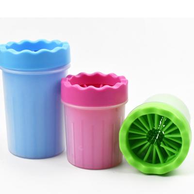 China Viable Outdoor Portable Cleaner Soft Silicone Dog Paw Cleaner Cup Pet Paw Cleaning Cup Dog Feet Cleaner Supplier for sale