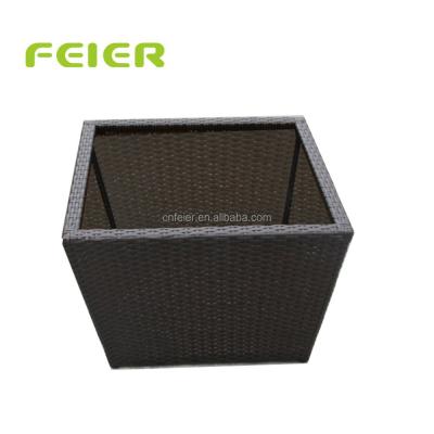 China Unique Plastic Rattan Resin Garden Flower Plant Planters Decor Pots for sale