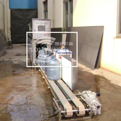 China Automatic 19L / 5 Gallon Beverage Barrel Filling Machine / Big Bottle Water Filling Line for sale