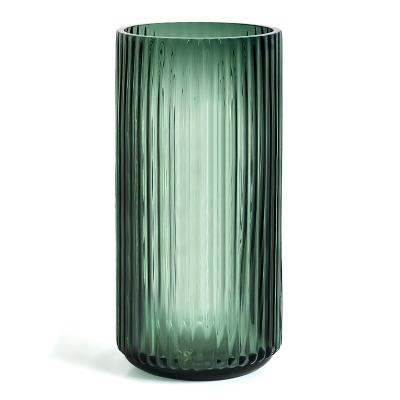 China Flower Modern Desktop Glass Flower Decor Arrangement Vertical Striped Flower Vase for sale