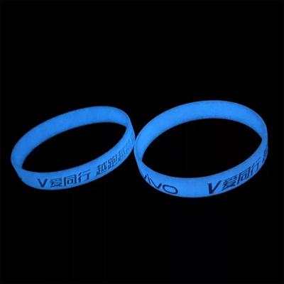 China Cmyk Eco-Friendly Customized Logo Printing Luminous Wristband Rubber Wristband Hand Ring Wristband for sale