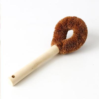 China Sustainable Natural Coconut Palm Pot Brush With Wooden Handle Kitchen Brush Dish Brush for sale