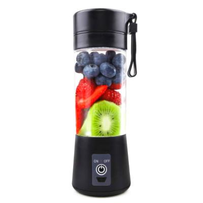 China Portable Rechargeable Grinder Mini Blender Electric Mixer Car Blender Grinder for sale