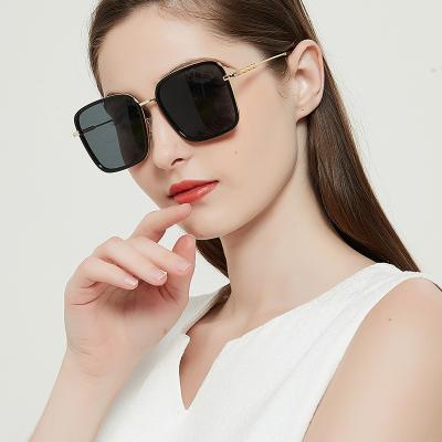 China Fashion sunglasses shape European sunglasses square women and American style retro metal sunglasses for sale