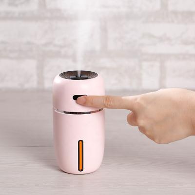 China Mini Size Led Light Portable Mini Humidifier USB Changing Ultrasonic Humidifier with 200ml Capacity for sale