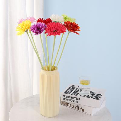 China Cloth+Plastic Wholesale Price Gerbera Jamesonii Bowl Chrysanthemum Table Decorative Artificial Flowers for sale