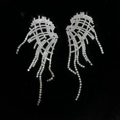 China Geometric Type Exaggerated Long Tassel Earrings Mesh Flake Diamond Tassel Earrings Premium Personalized Exaggerated Earrings for sale