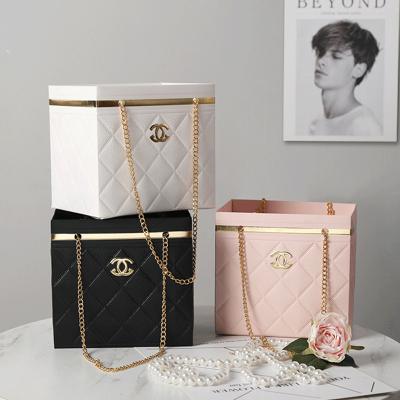 China Luxury Recyclable Fashion For Flower Gift Box Wholesale Mom New Design Flower Packaging Box for sale