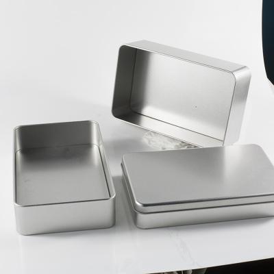 China Customized Box High Quality Recyclable Tin Box Packaging With Metal Handle for sale