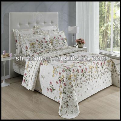 China Elegant handcrafted bedspreads for sale