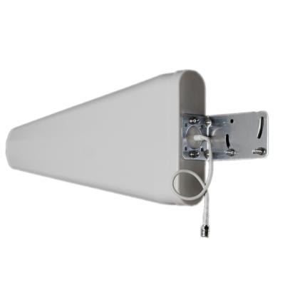 China 11dbi 4g High Gain Outdoor Directional Log Serial Antenna TDL-0627-11-1 for sale