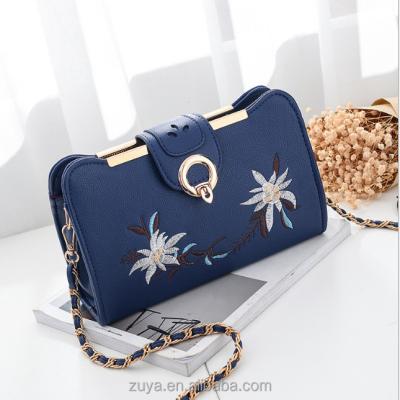 China Animal Shape Shoulder Bag New Design Fashion Girls Shoulder Bags Women Embroidered Shoulder Bag for sale