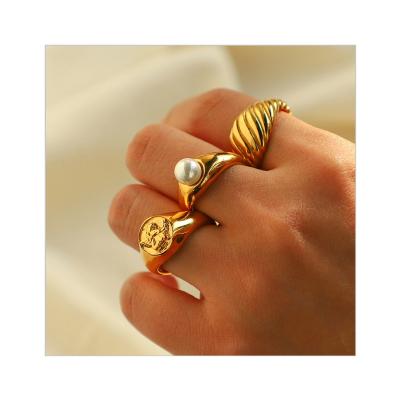 China Wholesale Trendy INS Ring 18K Gold Plated Gold Plated Crescent Twisted Dome Titanium Steel Rings For Women Men for sale