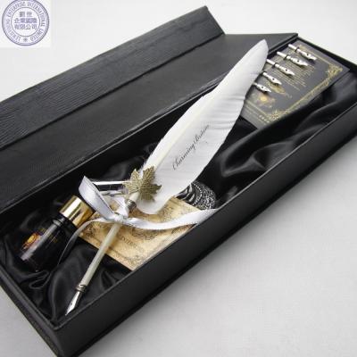 China Euro Gift Box Packing White Nib Fountain Pen for sale