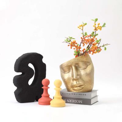 China Gold Ceramic Modern Luxury Decor Art Decor Decorative Abstract Living Room Porcelain Faced Ceramic Vase for sale